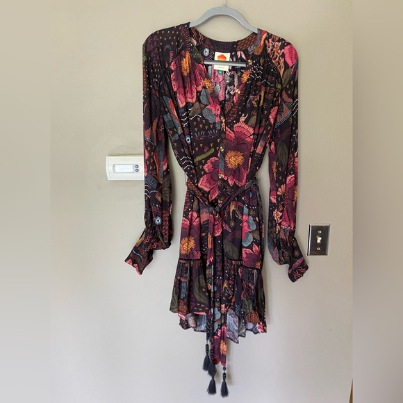 FARM RIO •BLOGGER FAVE•SOLD OUT• Black River Creatures Floral Belted Mini Dress - Picture 7 of 12